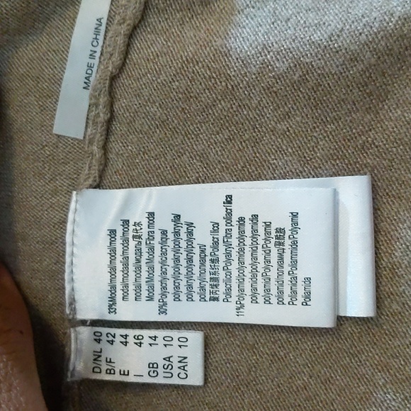 Thomas Rabe| Tan Cardigan With Sequin Details and Faux Pockets Modal Blend - Picture 11 of 14